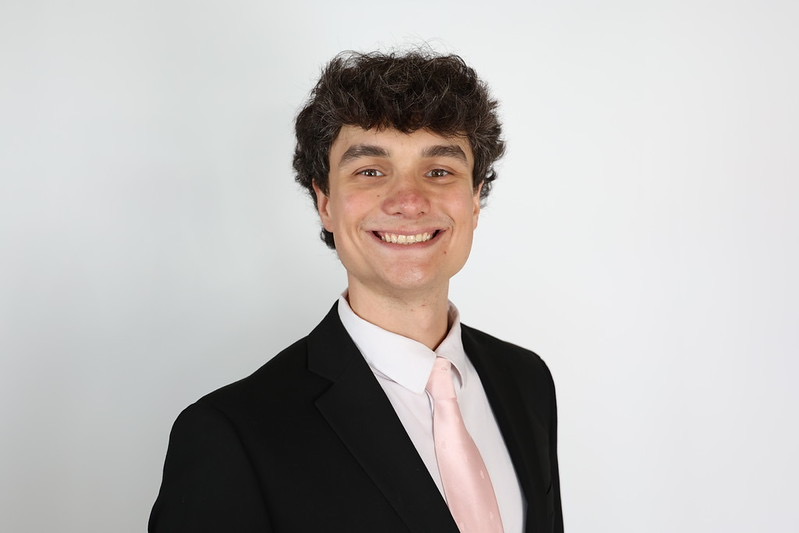 Evan Wright Headshot